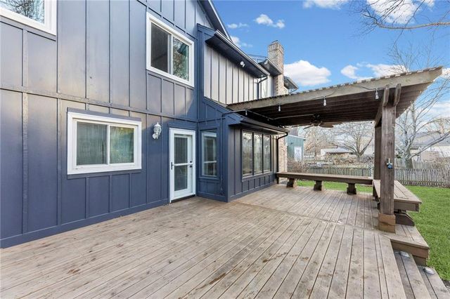 15206 Foster Street, Overland Park, KS 66223