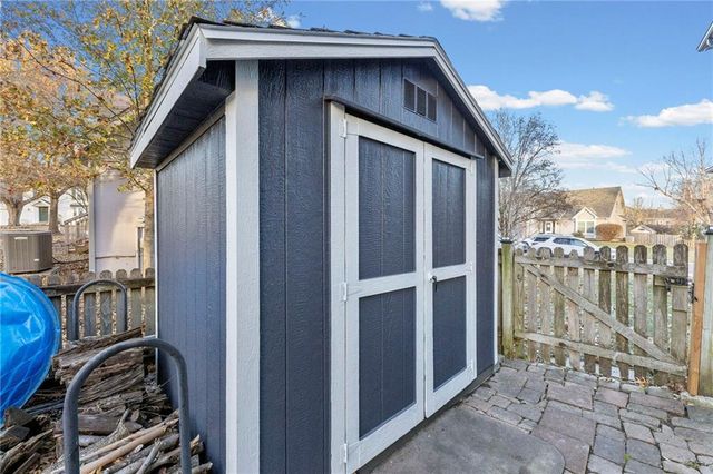 15206 Foster Street, Overland Park, KS 66223