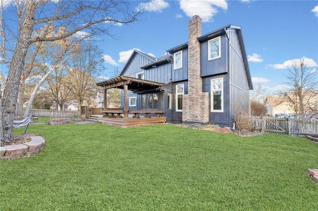 15206 Foster Street, Overland Park, KS 66223