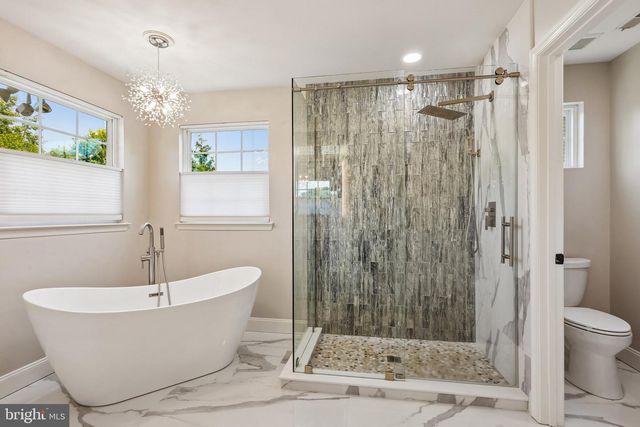 601 ARCHIBALD LN, Florence, NJ 08518