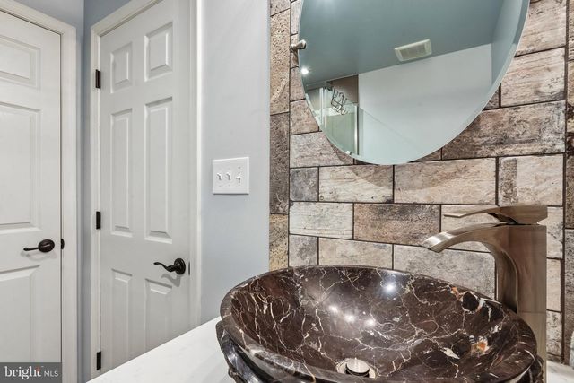 601 ARCHIBALD LN, Florence, NJ 08518