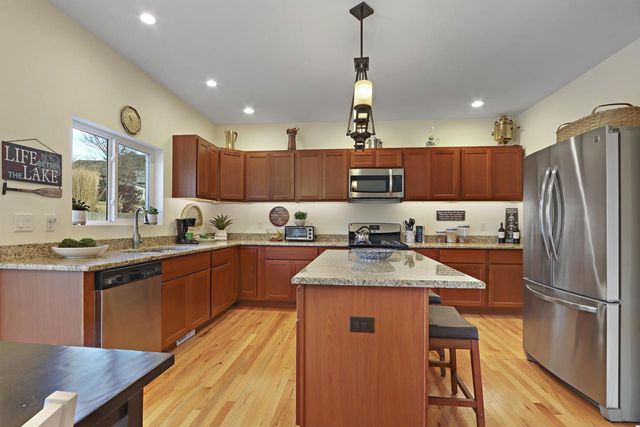 699 Stone Ridge DRIVE, Lake Geneva, WI 53147