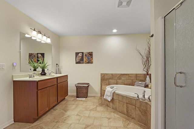 699 Stone Ridge DRIVE, Lake Geneva, WI 53147