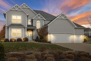 699 Stone Ridge DRIVE, Lake Geneva, WI 53147