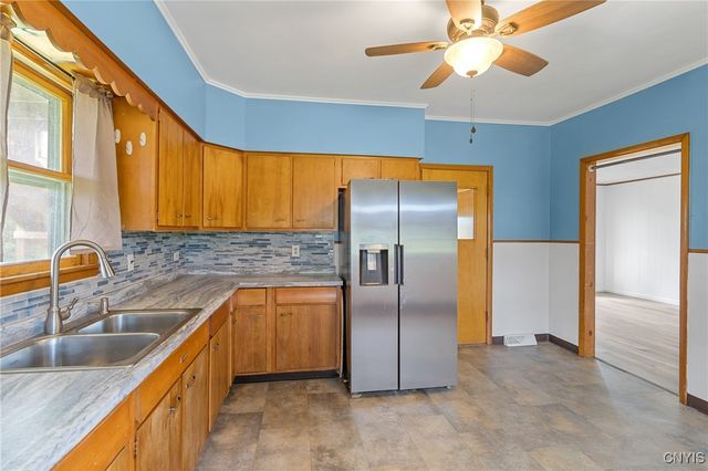 670 County Route 25 Road 25, Minetto, NY 13126