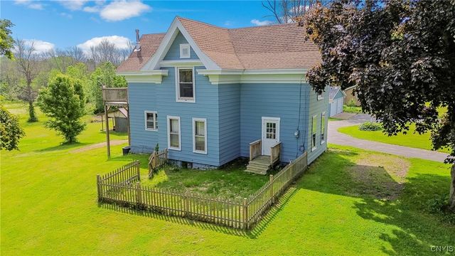 670 County Route 25 Road 25, Minetto, NY 13126