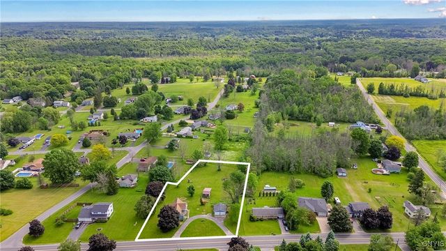 670 County Route 25 Road 25, Minetto, NY 13126