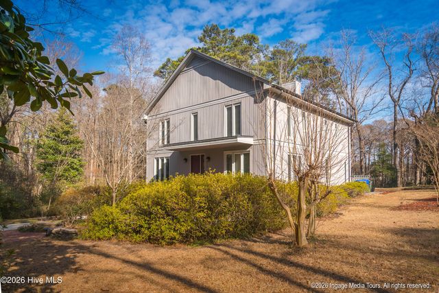 313 King George Road, Greenville, NC 27858