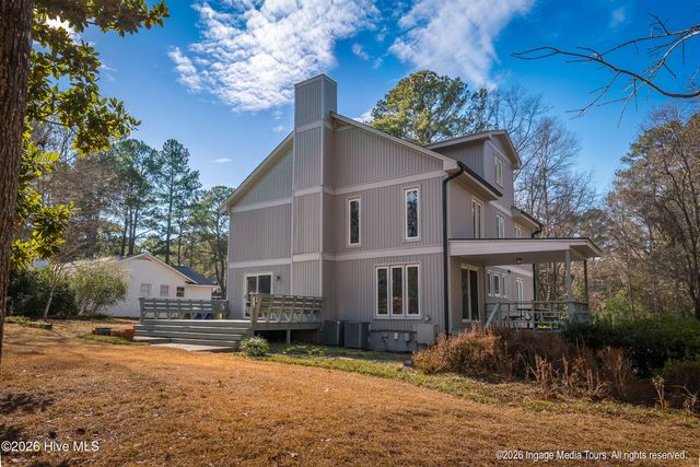313 King George Road, Greenville, NC 27858