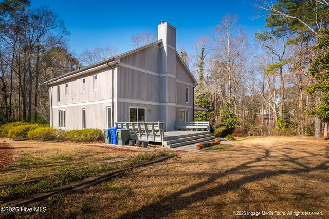 313 King George Road, Greenville, NC 27858