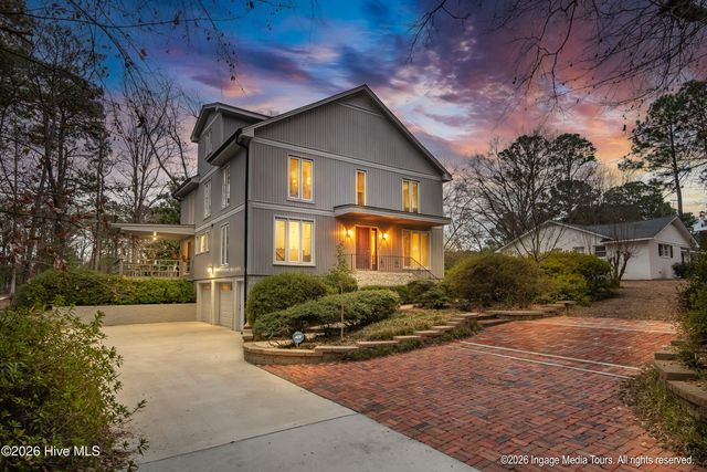 313 King George Road, Greenville, NC 27858