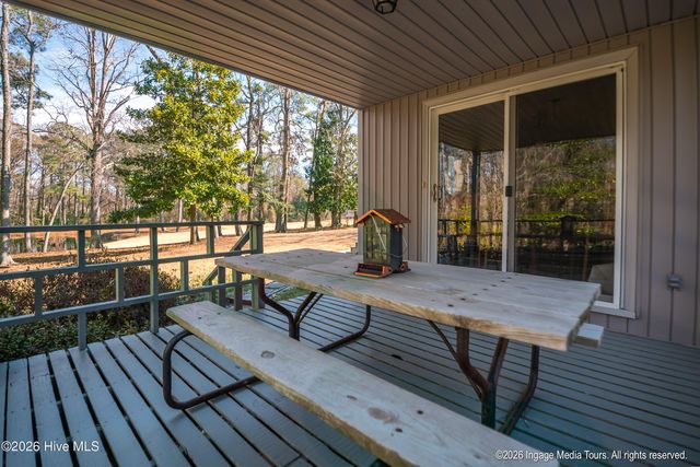 313 King George Road, Greenville, NC 27858
