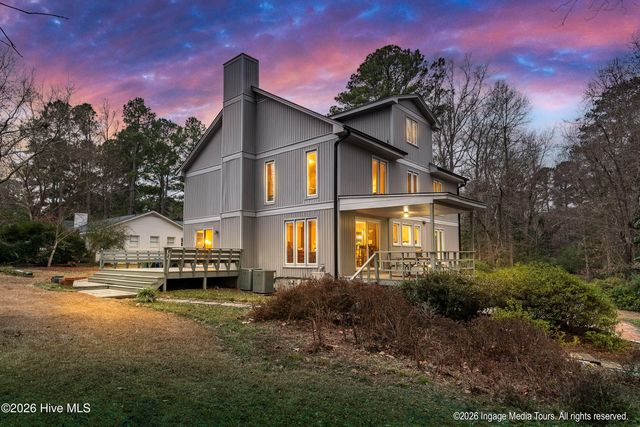 313 King George Road, Greenville, NC 27858