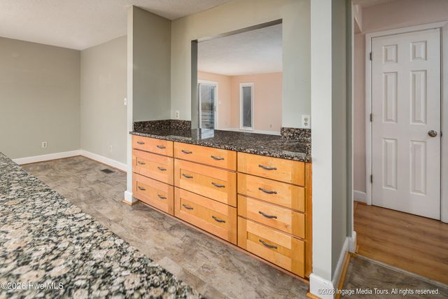 313 King George Road, Greenville, NC 27858