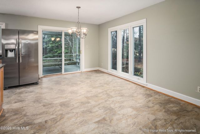 313 King George Road, Greenville, NC 27858
