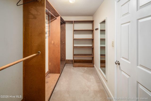 313 King George Road, Greenville, NC 27858