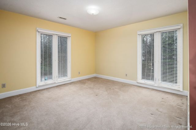 313 King George Road, Greenville, NC 27858