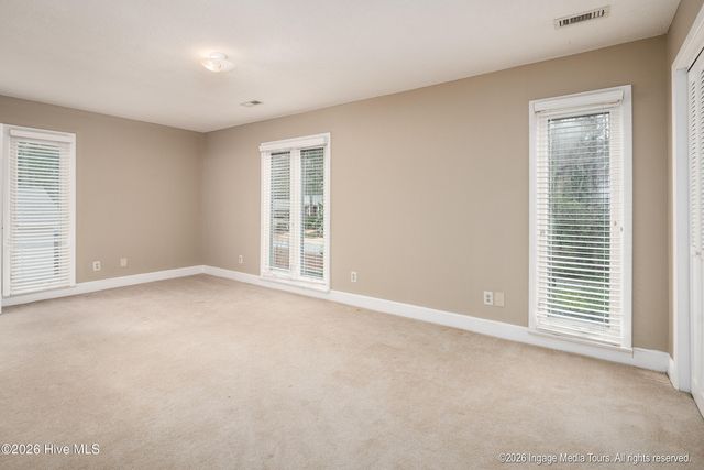 313 King George Road, Greenville, NC 27858