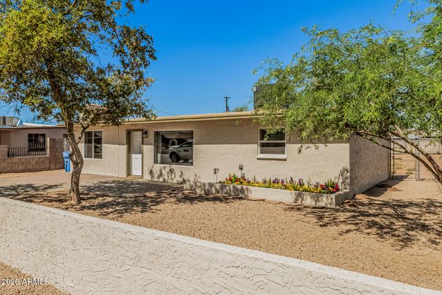1712 W CORONA Avenue, Phoenix, AZ 85041