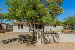 1712 W CORONA Avenue, Phoenix, AZ 85041