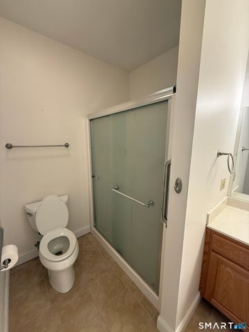 174 Wallens Street APT B6, Winchester, CT 06098