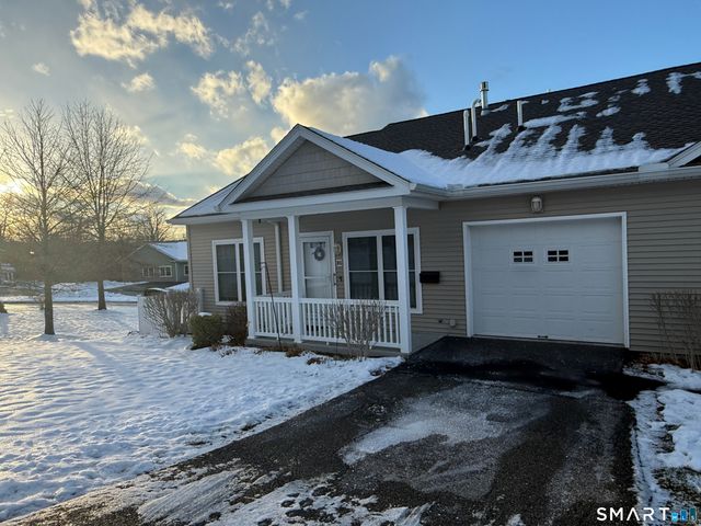 174 Wallens Street APT B6, Winchester, CT 06098