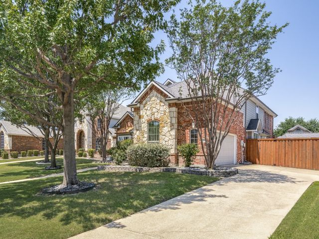 10405 Panks Court, Rowlett, TX 75089