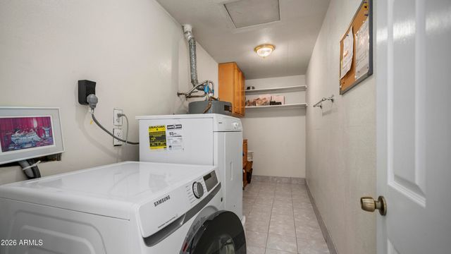 2908 E CACTUS Road, Phoenix, AZ 85032