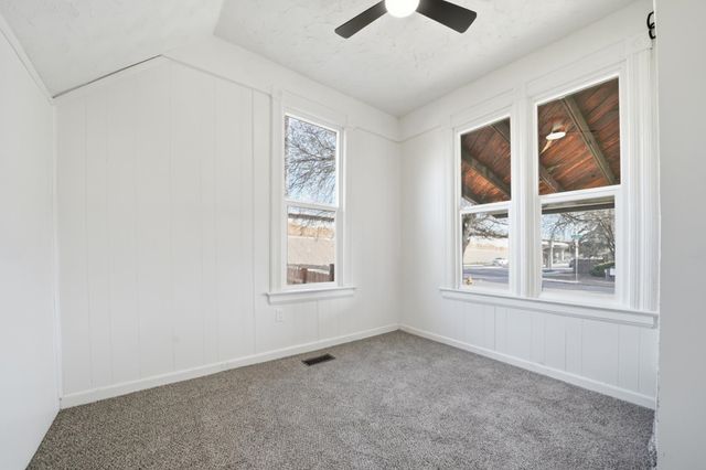 3127 E Jackson Ave, Spokane, WA 99207