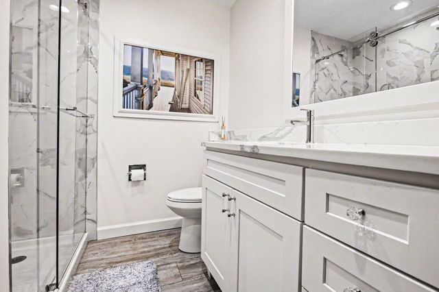 410 Oselka Drive 123, New Buffalo, MI 49117