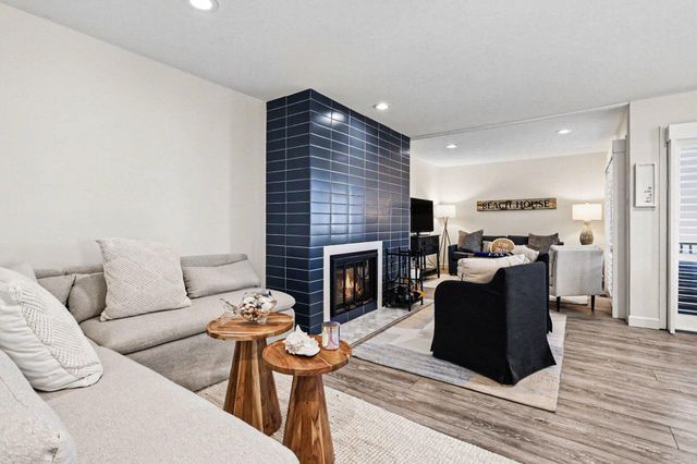 410 Oselka Drive 123, New Buffalo, MI 49117