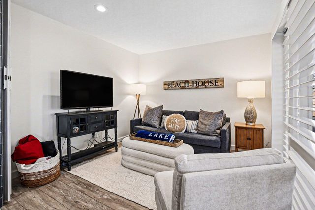 410 Oselka Drive 123, New Buffalo, MI 49117