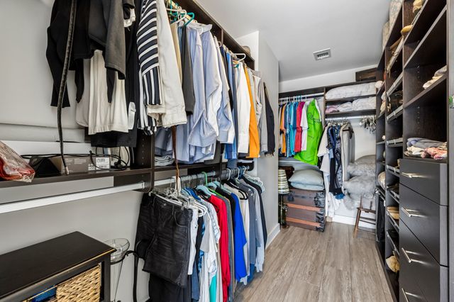 1212 Laurel St Apt 807, Nashville, TN 37203