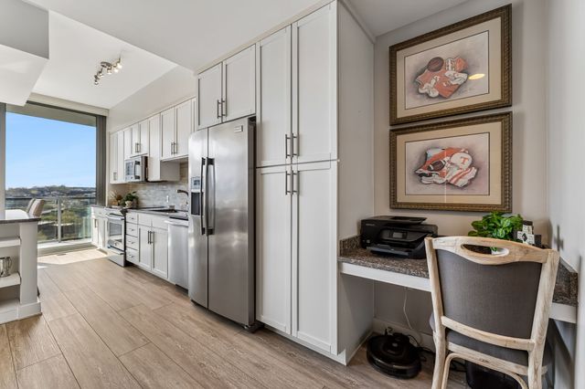 1212 Laurel St Apt 807, Nashville, TN 37203