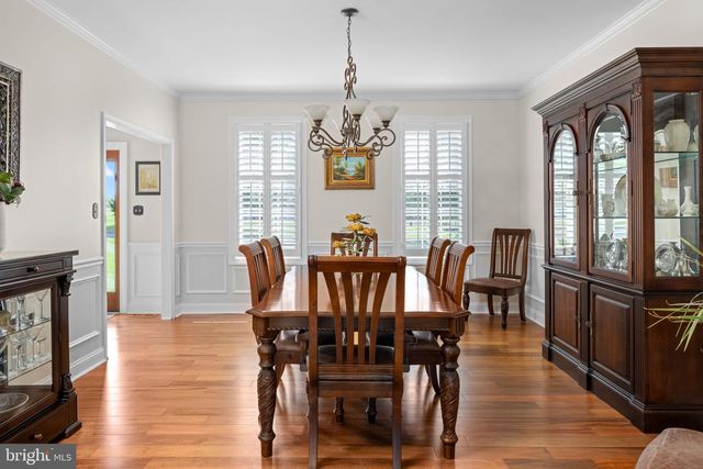 3821 FOUNTAIN CIR, Fountainville, PA 18923