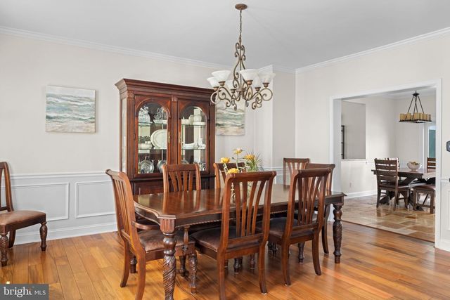 3821 FOUNTAIN CIR, Fountainville, PA 18923