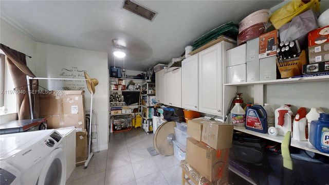 705 NW 8th Ave, Florida City, FL 33034