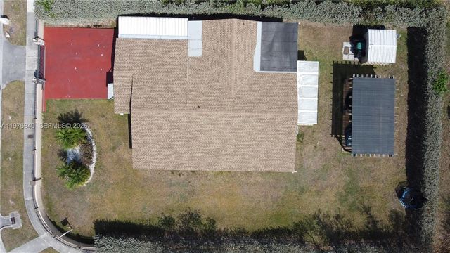 705 NW 8th Ave, Florida City, FL 33034