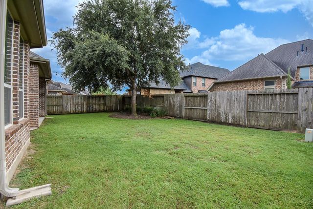 27231 Symphony Creek Lane, Fulshear, TX 77441