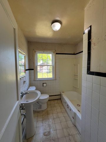 853 N FRANKLIN ST, Pottstown, PA 19464