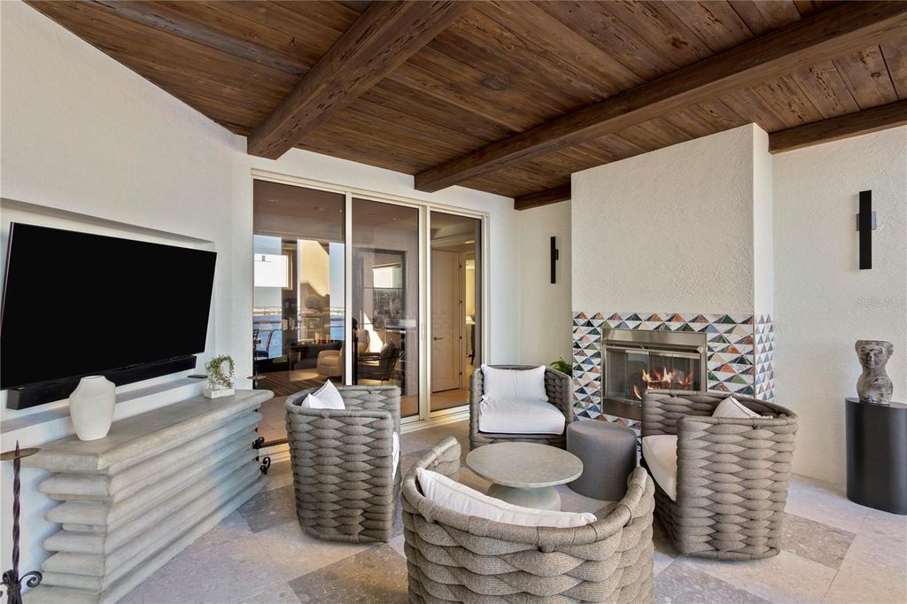 Image 12 of property listing at 4201 BAYSHORE BOULEVARD 2101, Tampa, FL 33611