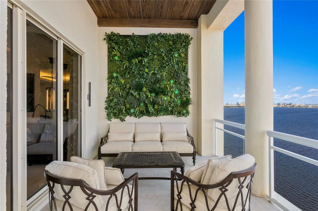 Image 15 of property listing at 4201 BAYSHORE BOULEVARD 2101, Tampa, FL 33611