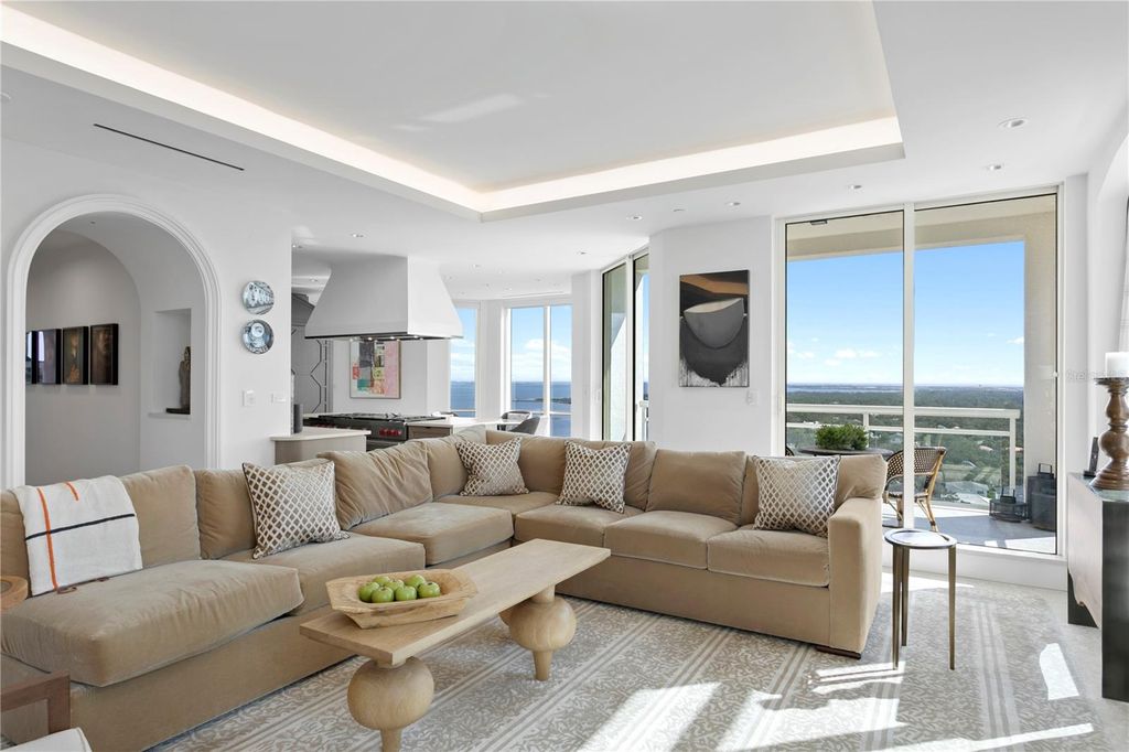 Image 20 of property listing at 4201 BAYSHORE BOULEVARD 2101, Tampa, FL 33611