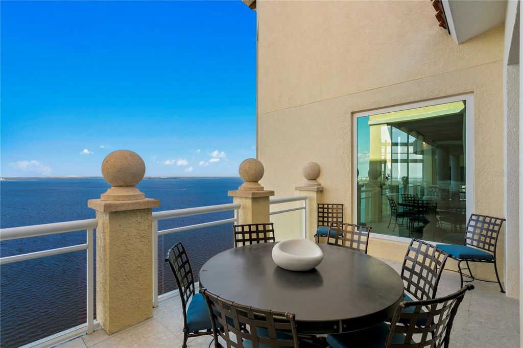 Image 34 of property listing at 4201 BAYSHORE BOULEVARD 2101, Tampa, FL 33611
