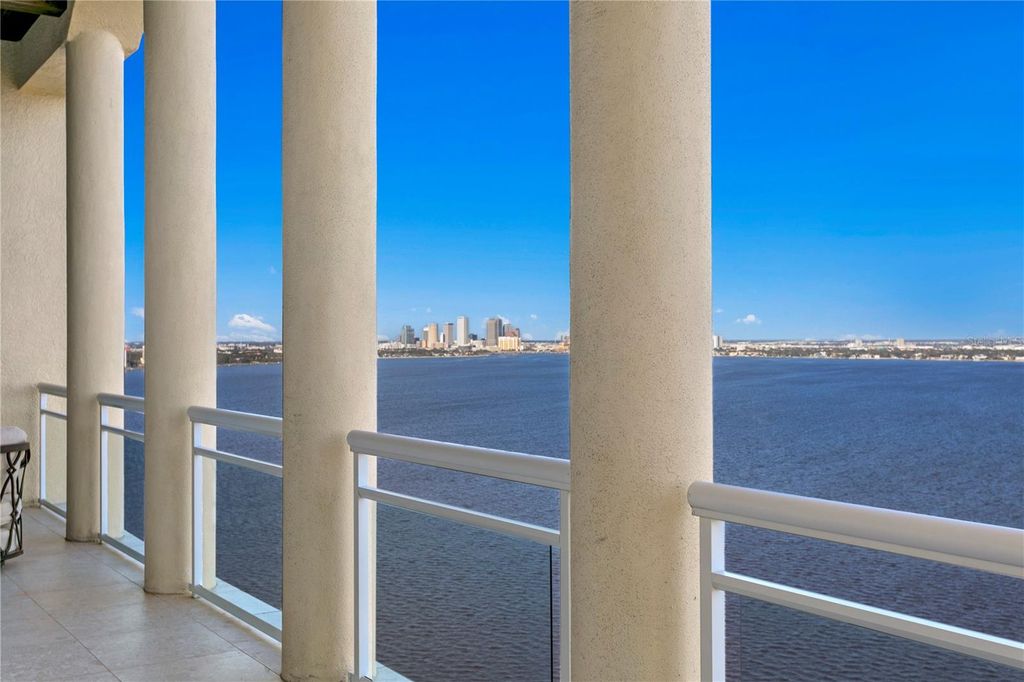Image 35 of property listing at 4201 BAYSHORE BOULEVARD 2101, Tampa, FL 33611