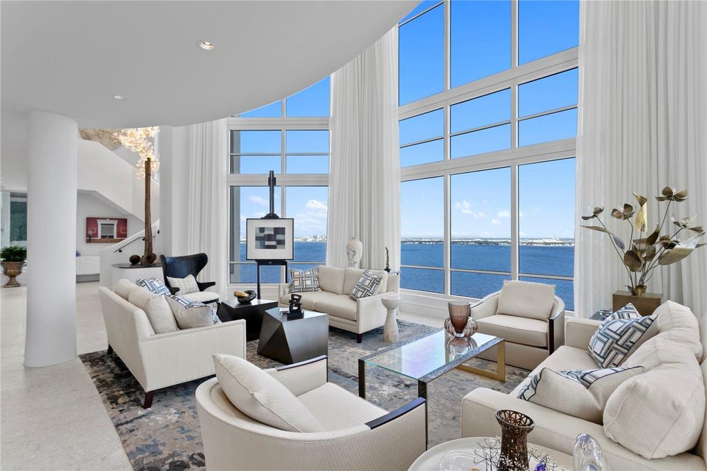 Image 6 of property listing at 4201 BAYSHORE BOULEVARD 2101, Tampa, FL 33611