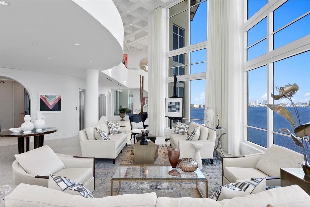 Image 7 of property listing at 4201 BAYSHORE BOULEVARD 2101, Tampa, FL 33611