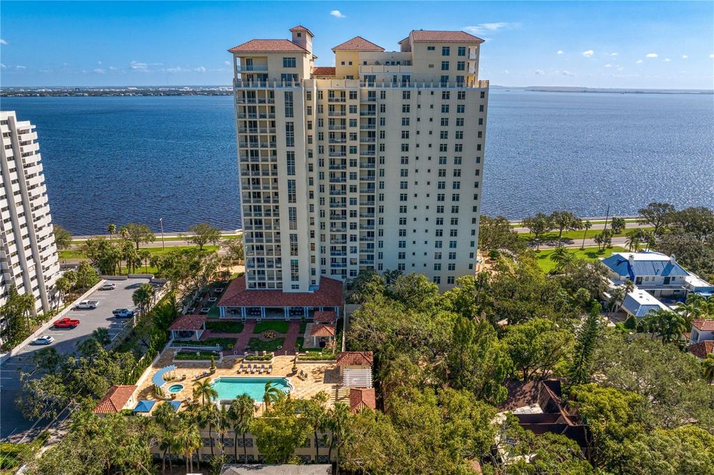 Image 63 of property listing at 4201 BAYSHORE BOULEVARD 2101, Tampa, FL 33611