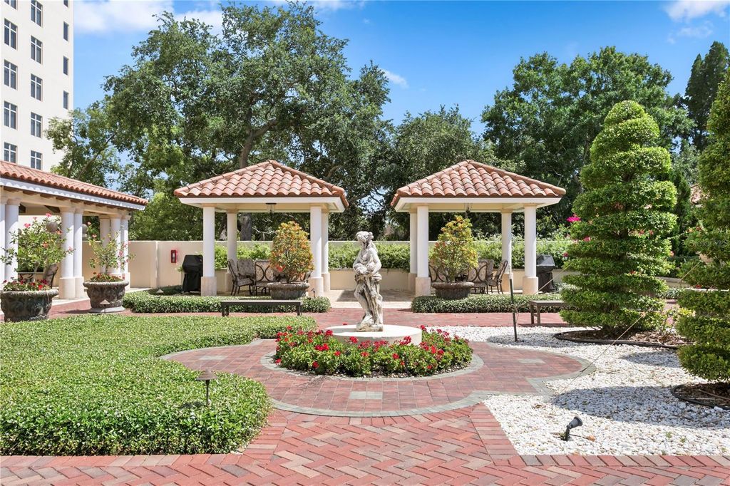 Image 71 of property listing at 4201 BAYSHORE BOULEVARD 2101, Tampa, FL 33611