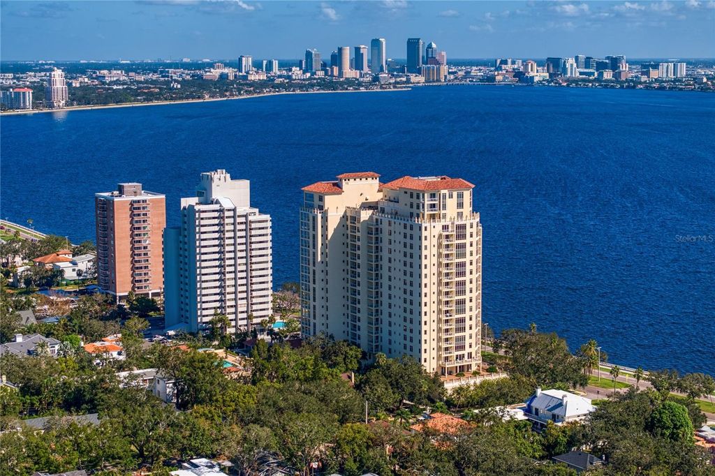 Image 82 of property listing at 4201 BAYSHORE BOULEVARD 2101, Tampa, FL 33611